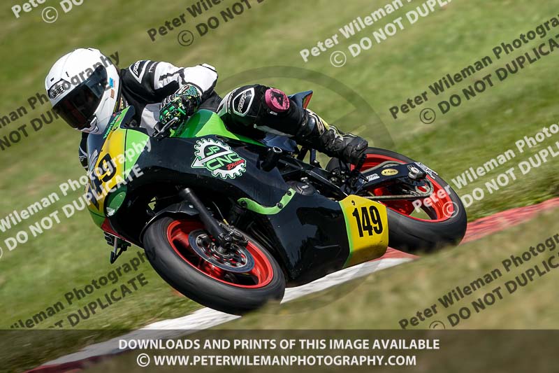 cadwell no limits trackday;cadwell park;cadwell park photographs;cadwell trackday photographs;enduro digital images;event digital images;eventdigitalimages;no limits trackdays;peter wileman photography;racing digital images;trackday digital images;trackday photos